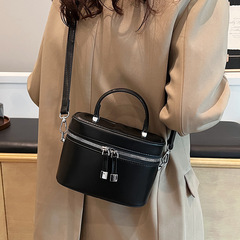高級感迷你包包女2024新款時尚百搭小眾設計單肩斜挎包手提水桶包
