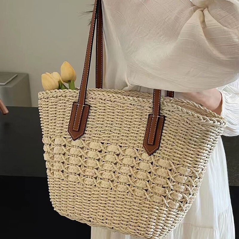 Niche French-Style Woven Bag, Forest-Style Summer New Tote Bag, Commuter Handbag, Zippered Shoulder Underarm Bag, Straw Woven