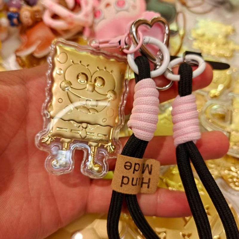 純金 20mg スポンジボブキーホルダークリエイティブペンダント人気漫画卸売車携帯電話ペンダント lb|undefined