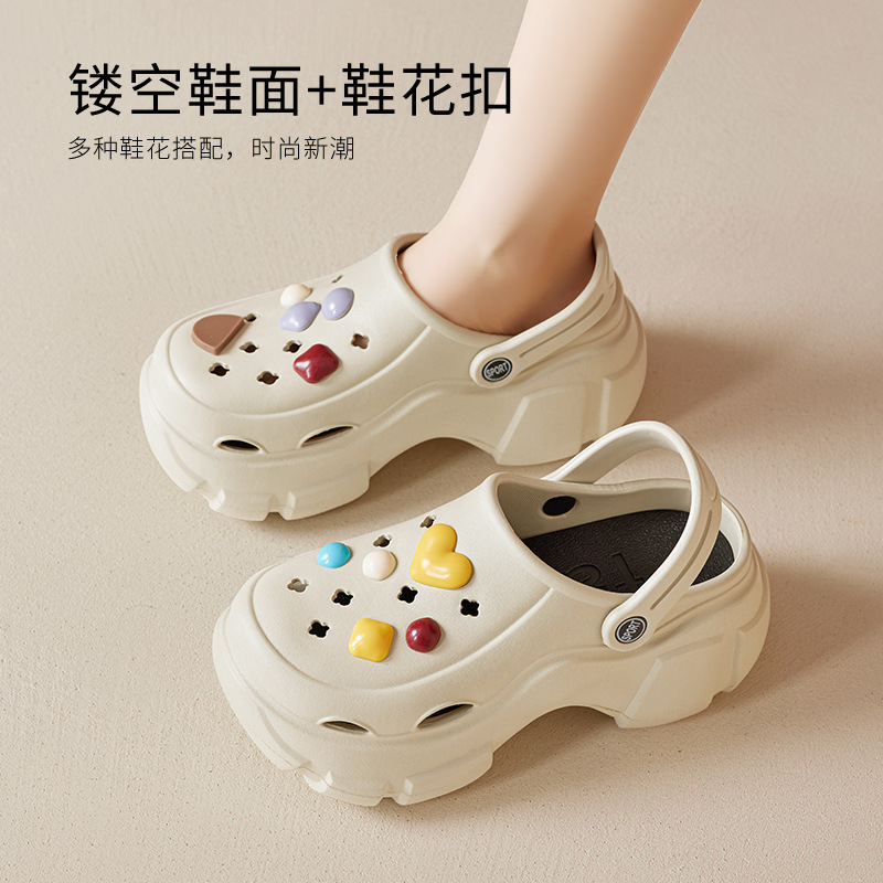 Augustion zapatos con agujeros de suela gruesa para mujer 2025 ropa de verano nueva playa con suela suave, sandalias y pantuflas de eva