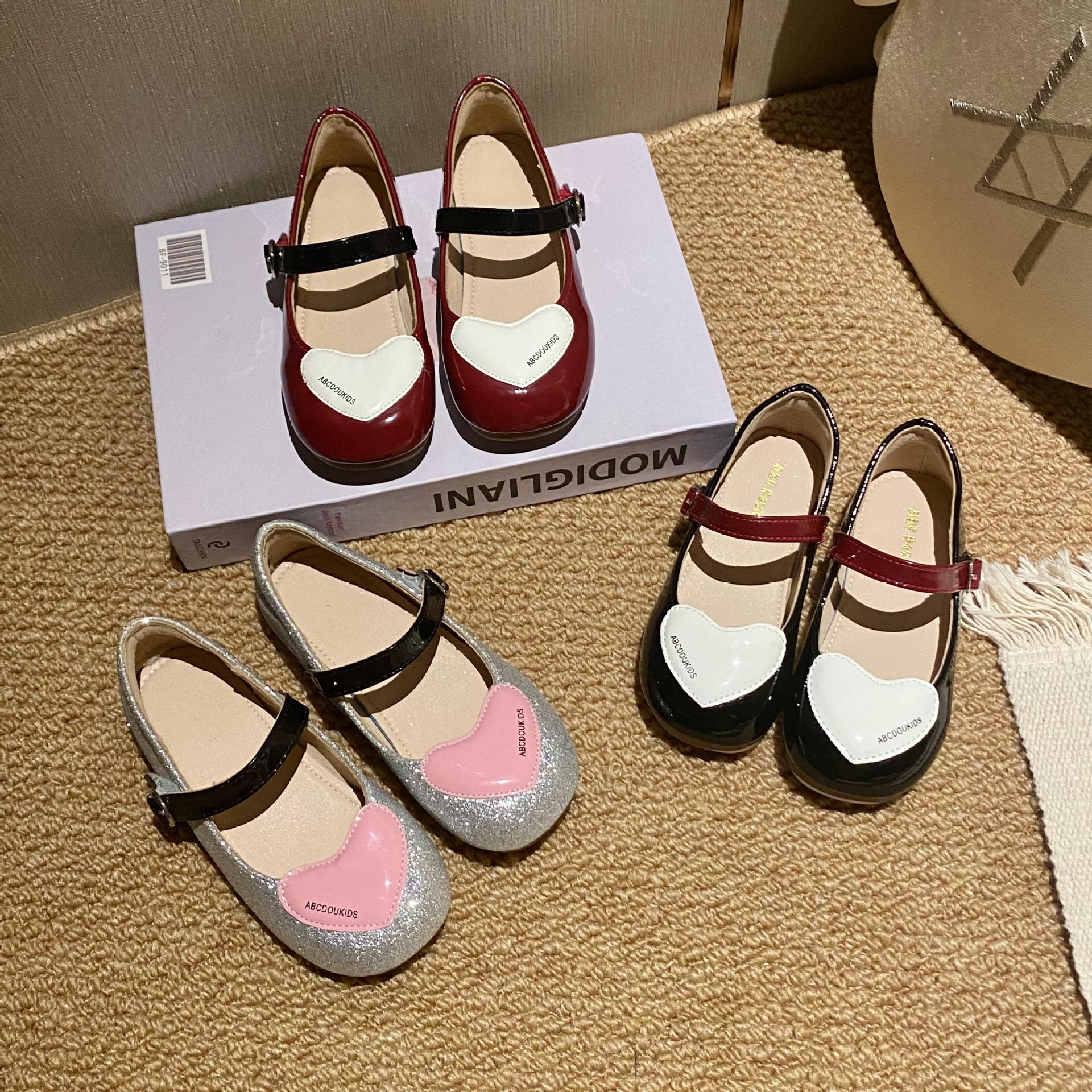 Girls' Shoes 2025 Spring New Style Girls' Soft-Soled Princess Shoes Little Girls' Shallow Leather Shoes Non-Slip and Wear-Resistant