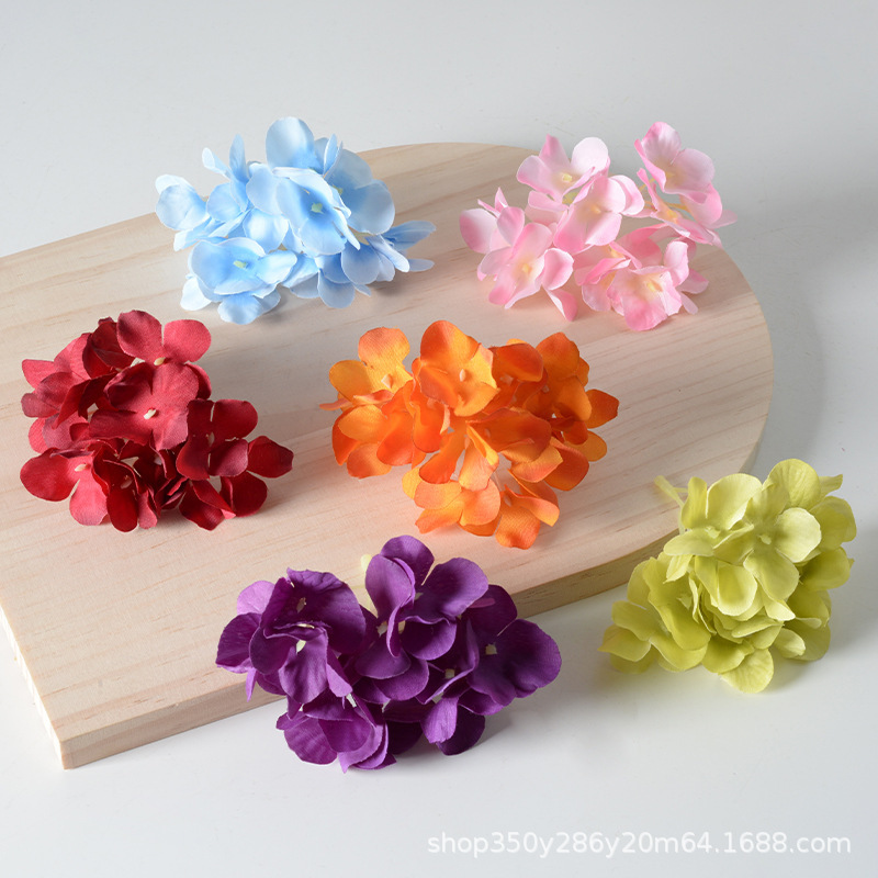 Simulated Hydrangea Head Wholesale Wedding Arrangement Flower Wall Flower Arrangement Petals Bridal Garland Headdress Hairpin Flower Fake Flower DIY Simulated Hydrangea Head Wholesale Wedding Arrangement Flower Wall Flower Arrangement Petals Bridal Garland Headdress Hairpin Flower Fake Flower DIY