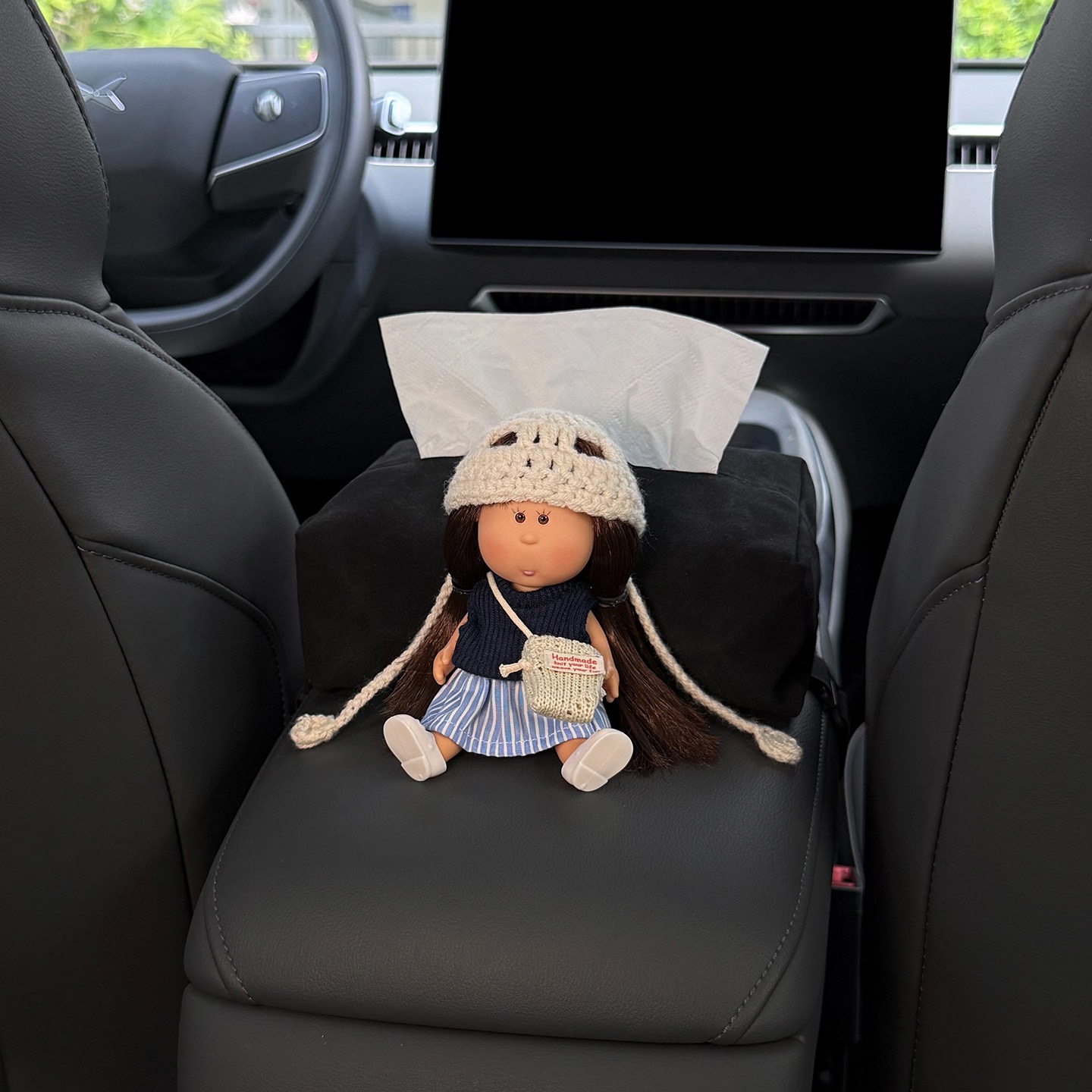 2026 New Potato Sister Car Tissue Box, Car Interior Armrest Tissue Holder, Car Tissue Bag, Cute Design for Women