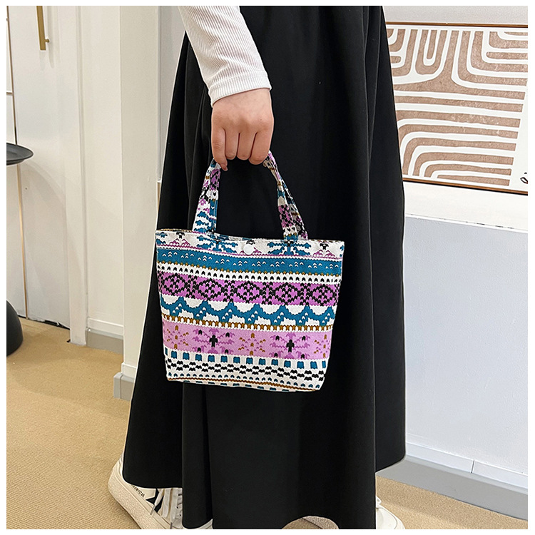 Women's Medium Canvas Color Block Ethnic Style Streetwear Square Zipper Handbag display picture 8