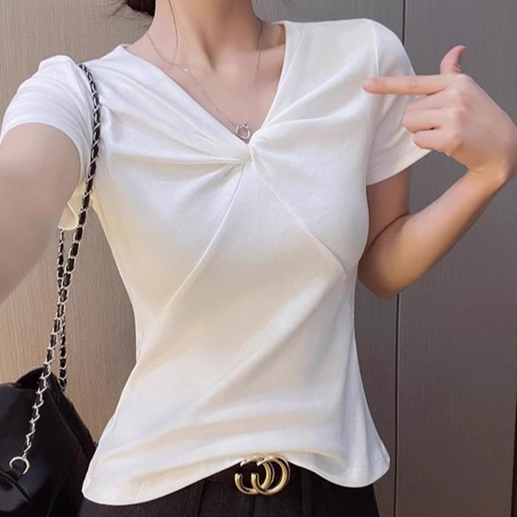 韩版潮流设计感V领短袖T恤女夏季新款时尚气质高级感休闲显瘦上衣