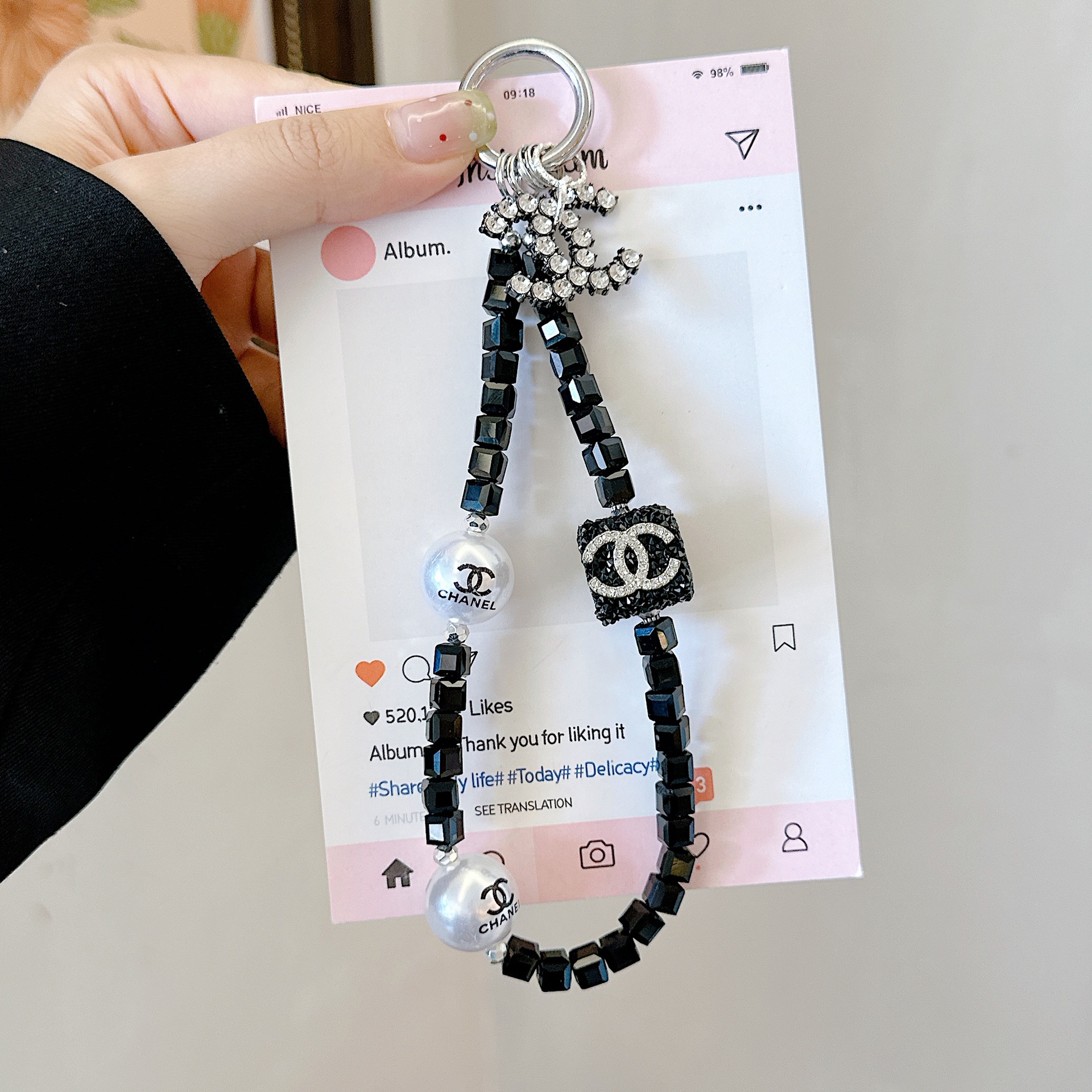 Cadena para colgar para teléfono móvil de alta gama hecha a mano de alta calidad, cadena para colgar con fragancia pequeña de lujo ligero, cordón para teléfono móvil de moda, cadena corta/colgante