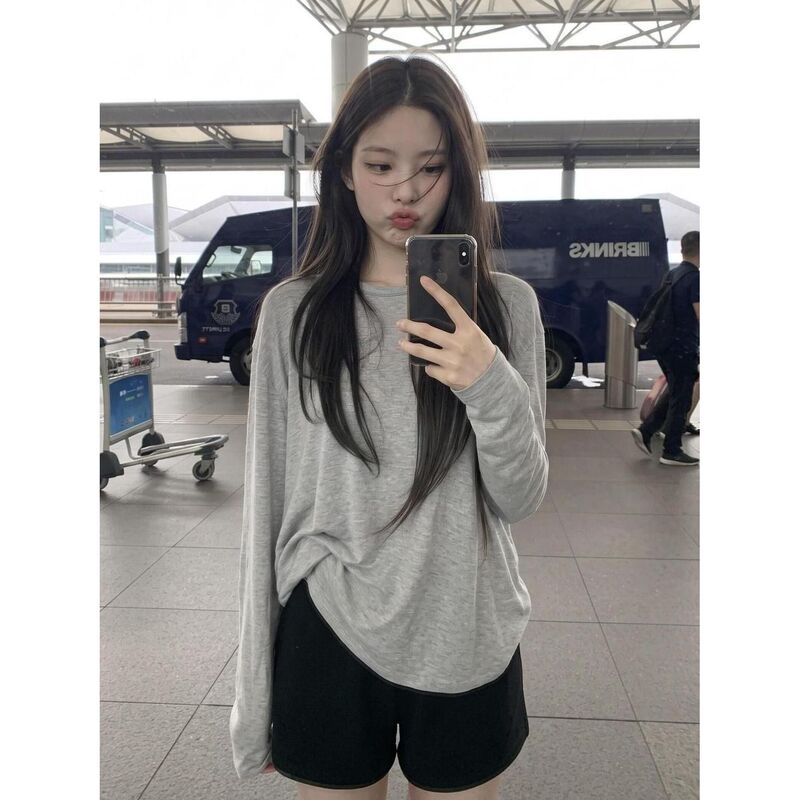 You can't get tired of wearing it! !【Lyocell Blouse】Korean-style campus long-sleeve T-shirt for women, a trendy and effortlessly chic top that slims the figure You can't get tired of wearing it! !【Lyocell Blouse】Korean-style campus long-sleeve T-shirt for women, a trendy and effortlessly chic top that slims the figure