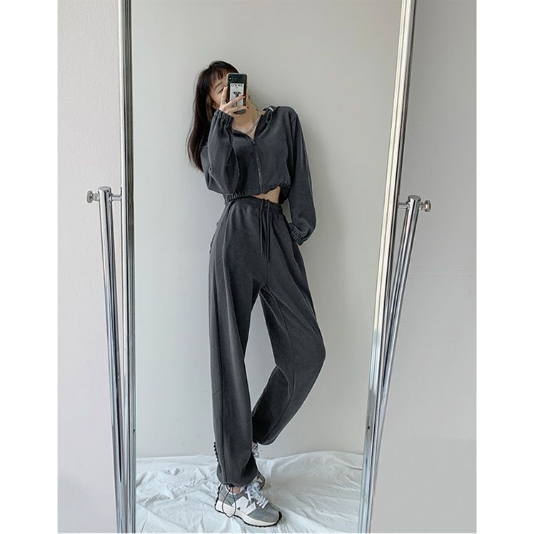 High-Waisted Heart-Shaped Sweatpants for Female Students, Loose Casual Versatile Women's Carrot Harem Pants with Back Pockets Trendy