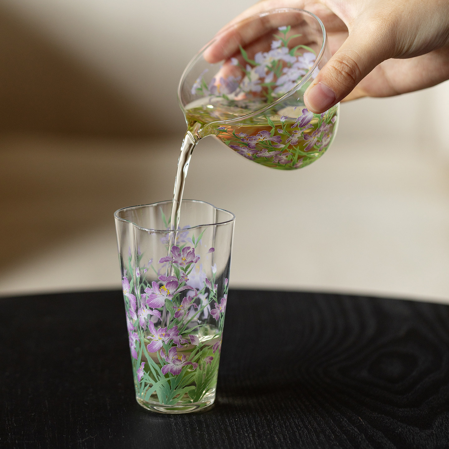 Flotante pastel iris de cristal taza de té transparente de alto valor facial taza de bebida china hecha a mano taza de agua resistente al calor image 2