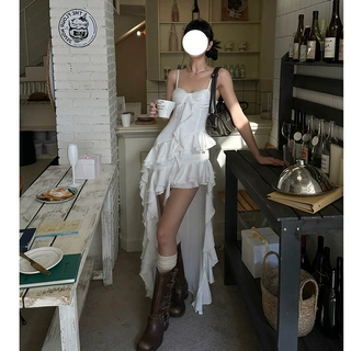 白色不规则缎面花苞裙三亚东南亚海岛度假沙滩裙吊带连衣裙有胸垫