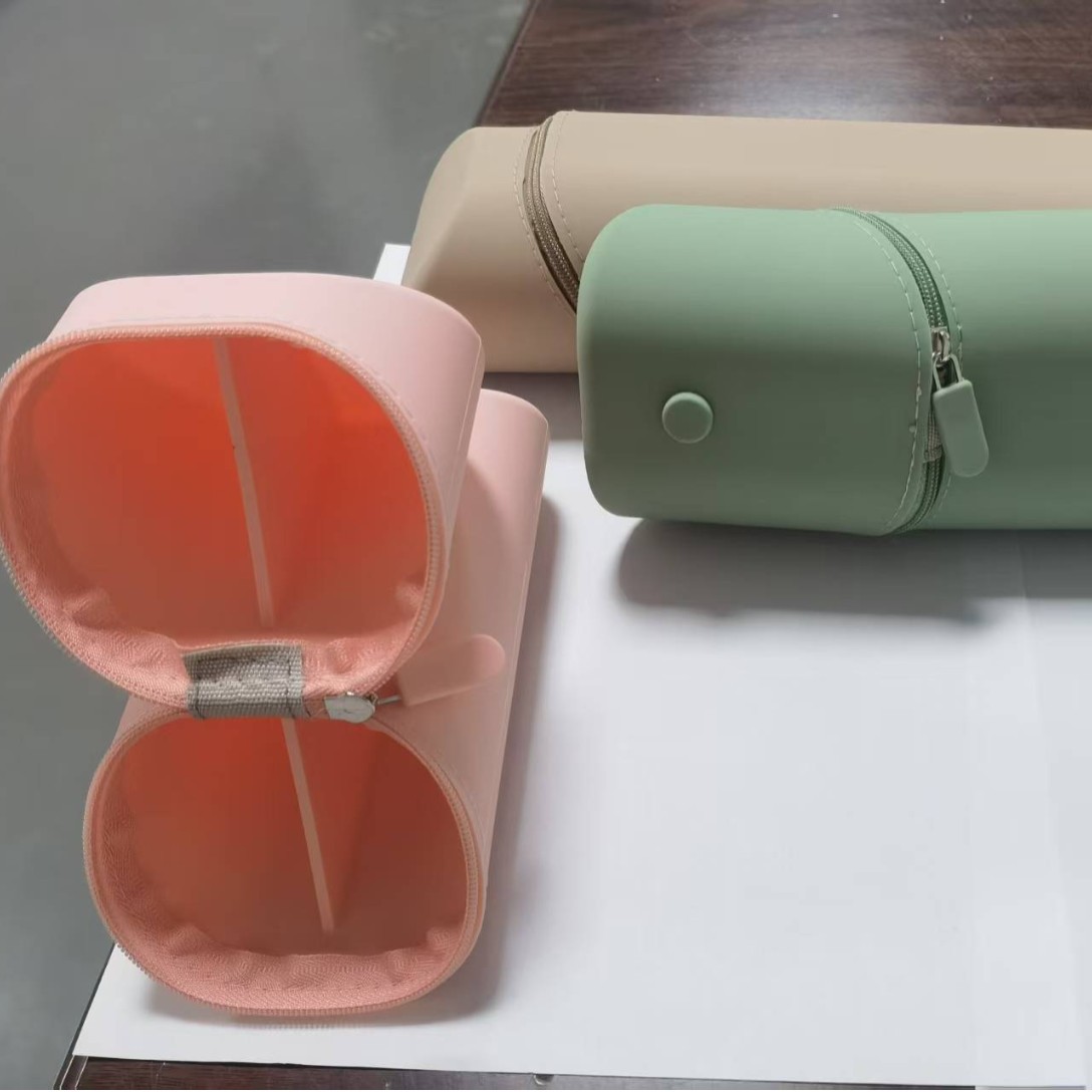 软硅胶笔袋高颜值大容量硅胶笔盒立式硅胶伸缩笔袋硅胶笔筒文具袋