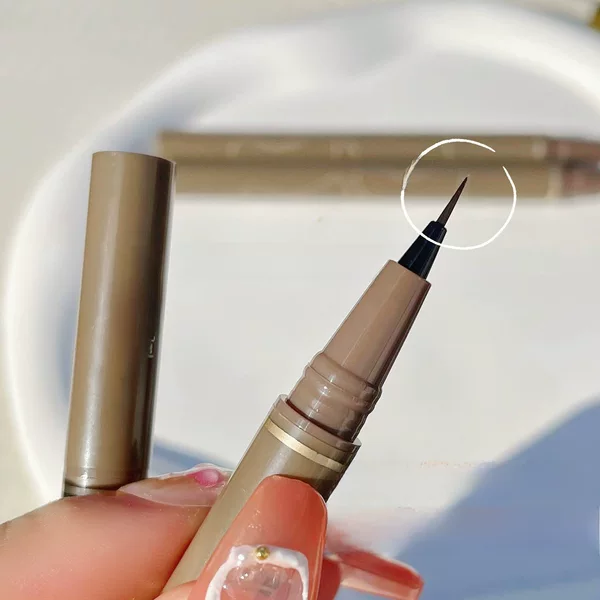 Makeup Sweet Mint Slim Eyeliner Waterproof and Sweatproof Long-Lasting Non-Smudge Brown Liquid Silkworm Pen Wholesale