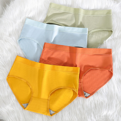 Underwear lovely girl Student pants sexy comfortable Middle-waisted ventilation lady Triangle pants