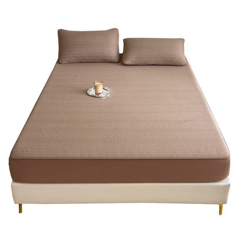 Cama de algodón intercalada una sola pieza 2025 nueva cubierta de cama cubierta de polvo cubierta de colchón antideslizante cubierta protectora Simmons cubierta protectora