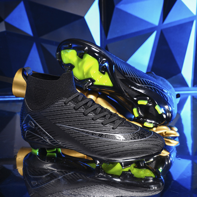 Nuevos zapatos de fútbol de asesino para niños transfronterizos con tacos largos para niños y tacos rotos para niñas, para competición en césped artificial y entrenamiento profesional, en stock.