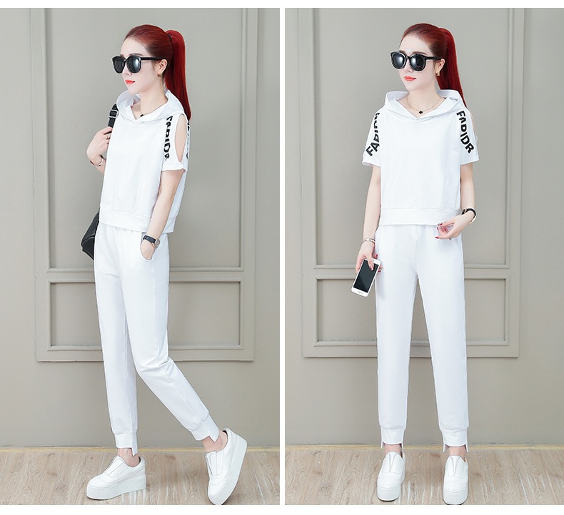 Women's Fashionable Loose Fit Sportswear Set Hooded Short Sleeve Top And Trousers Two Piece Student Outfit Summer 2026 Style_ecoleips.com