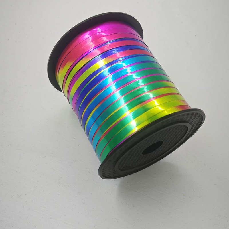 250 yardas de cinta de película arcoíris con revestimiento láser para pancartas de fiestas de cumpleaños, decoración de salones de boda, y varias longitudes disponibles.