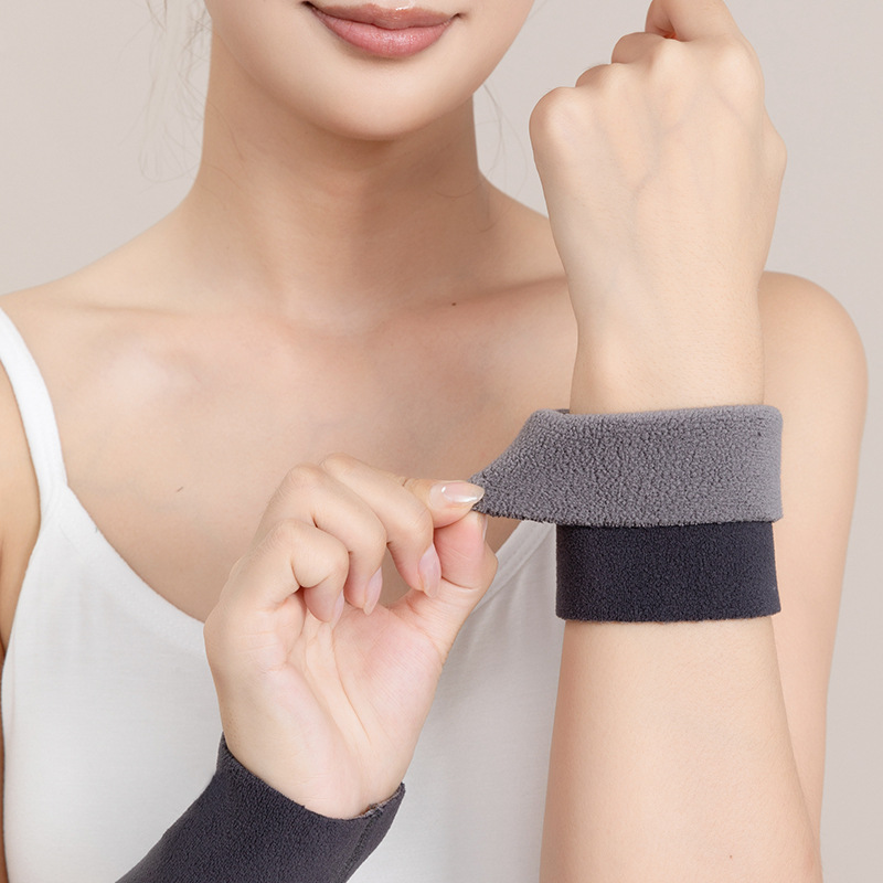 wrist support sleeve, fleece-lined, thermal