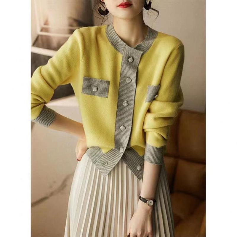Contrast Color Knitted Cardigan 2026 Spring and Autumn New Style Elegant and Sweet Coat Retro Patchwork Long-Sleeved Women's Sweater Contrast Color Knitted Cardigan 2026 Spring and Autumn New Style Elegant and Sweet Coat Retro Patchwork Long-Sleeved Women's Sweater