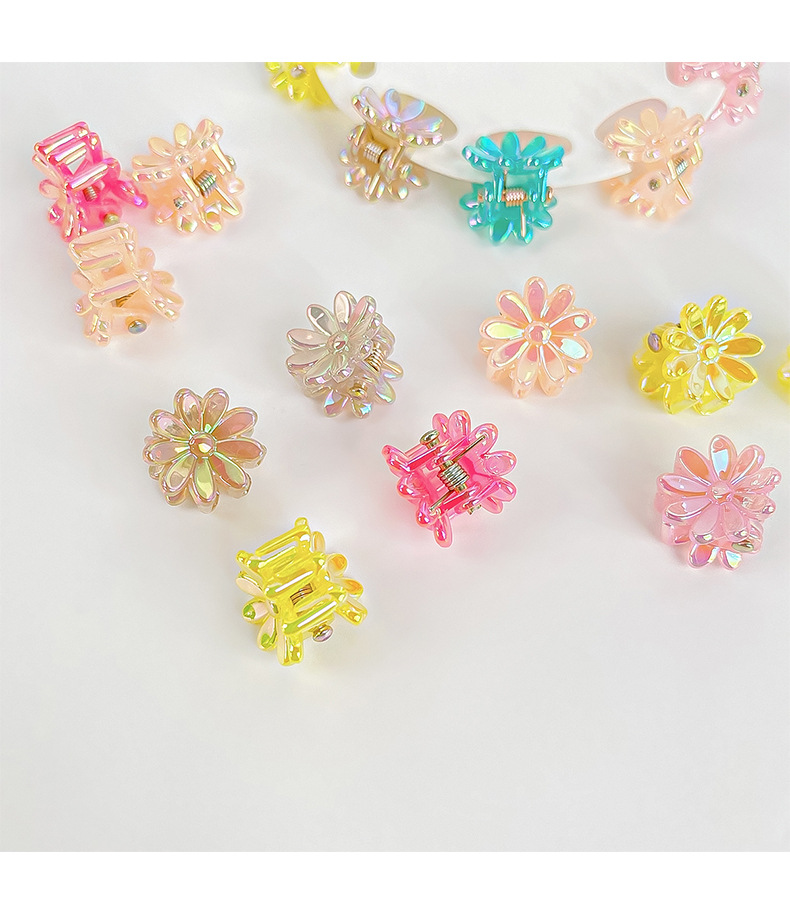 Women's Cartoon Style Flower PS Hair Clip display picture 3