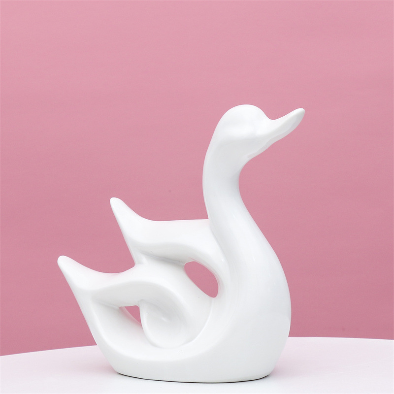 Estilo europeo y americano Cisne decoración fábrica creativa simple cerámica salón TV gabinete vino gabinete decoración artesanía