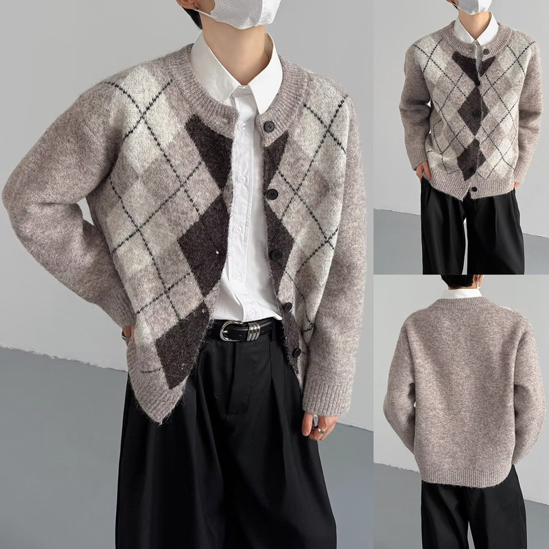 Diamond Pattern Cardigan Sweater Men's Old Money Style Business Autumn and Winter Sweater Trendy Cross-Border Factory Wholesale Diamond Pattern Cardigan Sweater Men's Old Money Style Business Autumn and Winter Sweater Trendy Cross-Border Factory Wholesale