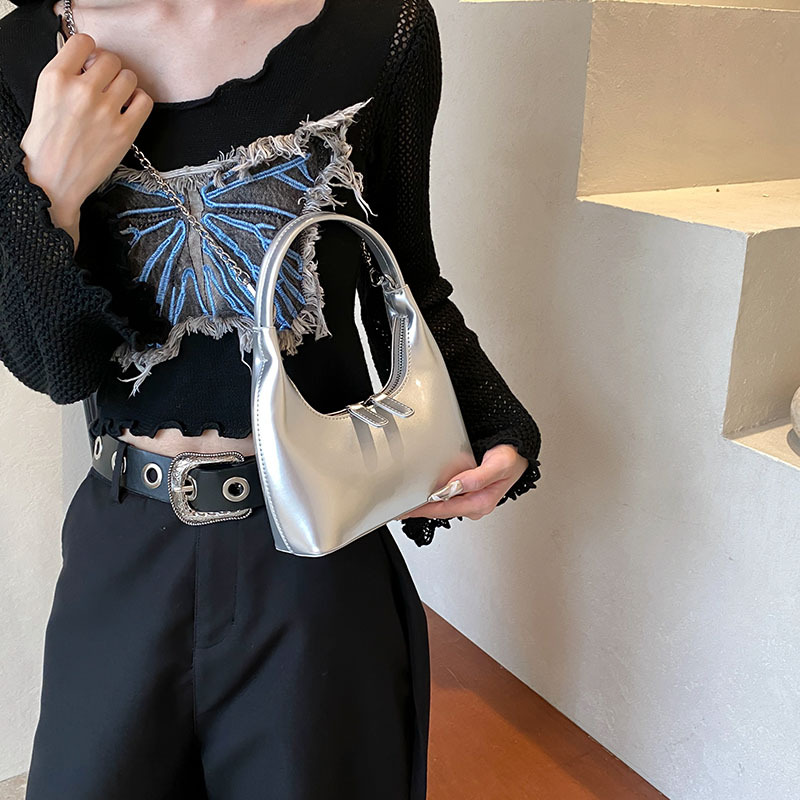 Niche Fashion Glossy Texture Handbag For Women 2025 New Banquet Small Square Bag Simple Commuter Underarm Bag - Thumbnail 3