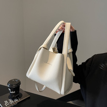 ����͹�ˮͰ��С���OӋ����Ů�¿�б����r�Іμ���߼���Ů����