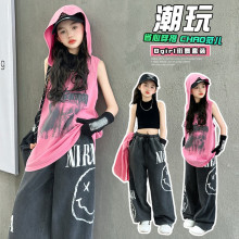 跨境女童爵士舞服2025新款童装美式多巴胺连帽背心装街舞走秀潮服