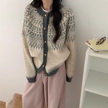 复古费尔岛软糯毛衣外套女秋冬新款宽松民族风撞色提花针织开衫女