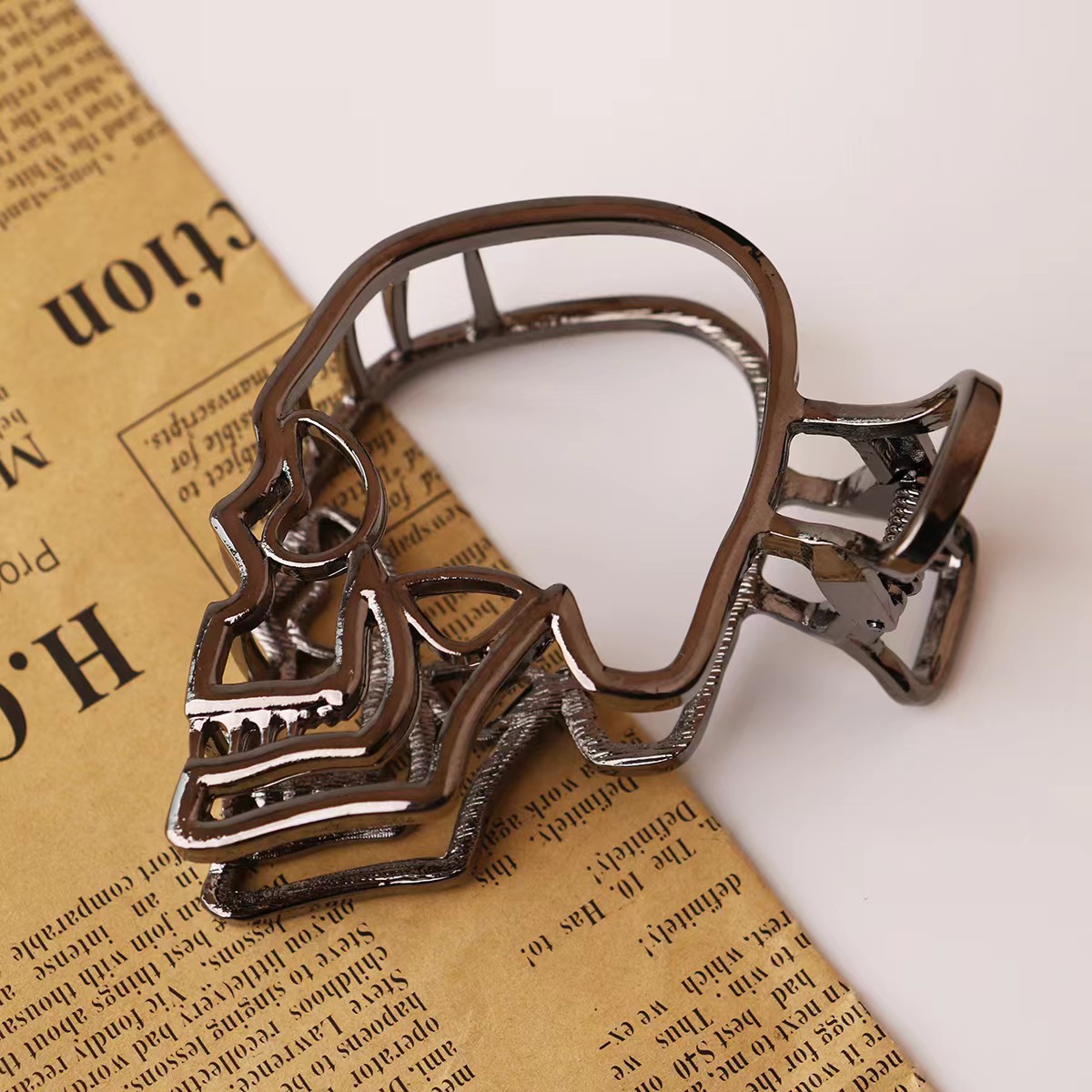 Horquilla de calavera de metal de Halloween Clip de agarre de calavera oscura de Halloween Clip de joyería de cosplay de terror