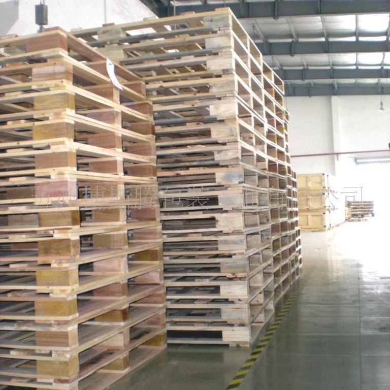 苏州木托盘厂家无锡 木托盘。上海熏蒸木栈板。熏蒸木托盘