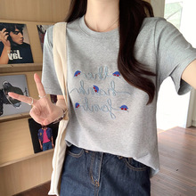 灰色短袖t恤女2025夏季新款时尚洋气减龄宽松显瘦重工刺绣上衣服