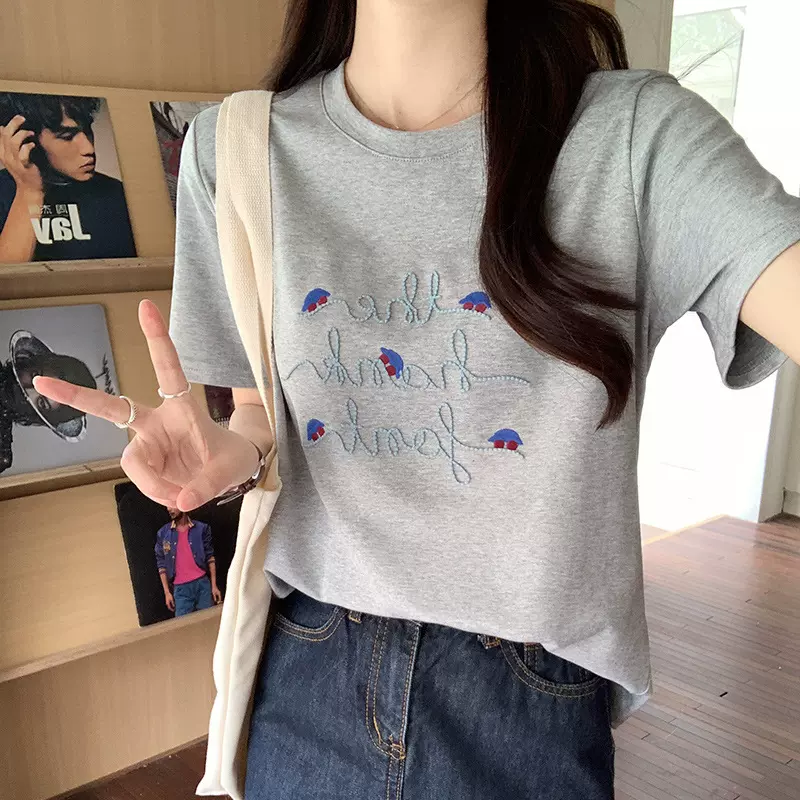 灰色短袖t恤女2025夏季新款时尚宽松显瘦重工刺绣上衣服修身型