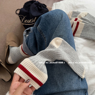 Women's socks autumn and winter New South Korea ins sports contrast color striped thick knitted socks men's and women's cotton socks mid-length socks pile socks