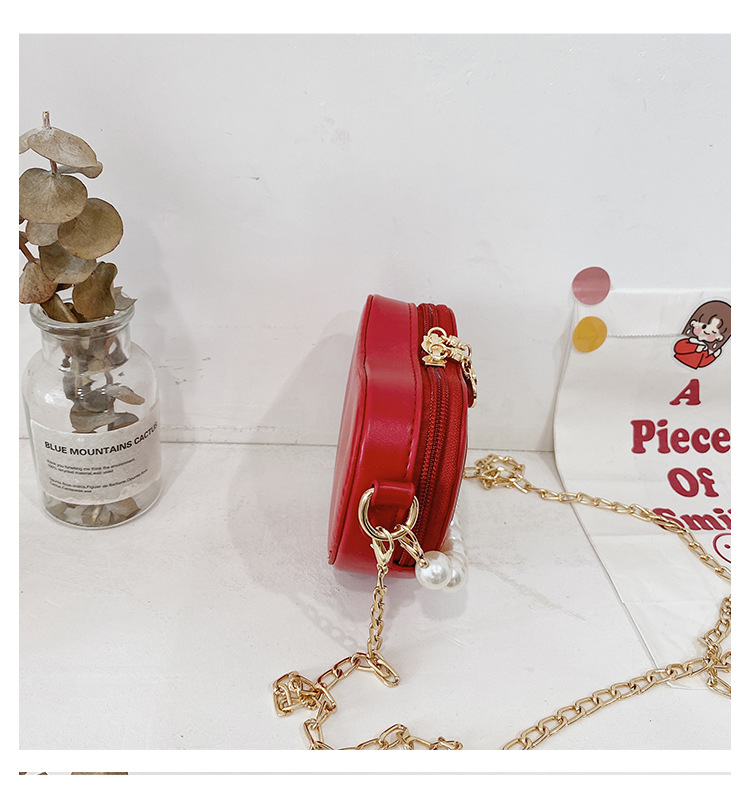 Lingge Pearl Chain Children's Bag Fashion One-shoulder Messenger Bag Coin Purse display picture 38