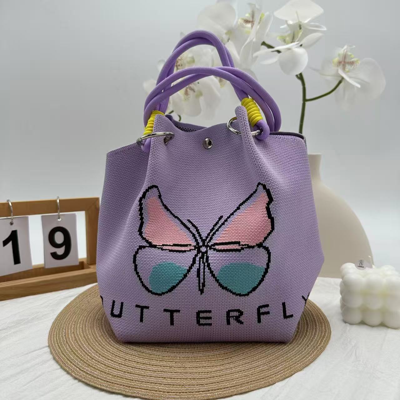 Floral Knit Ring Handle Bucket Style Wallet 18