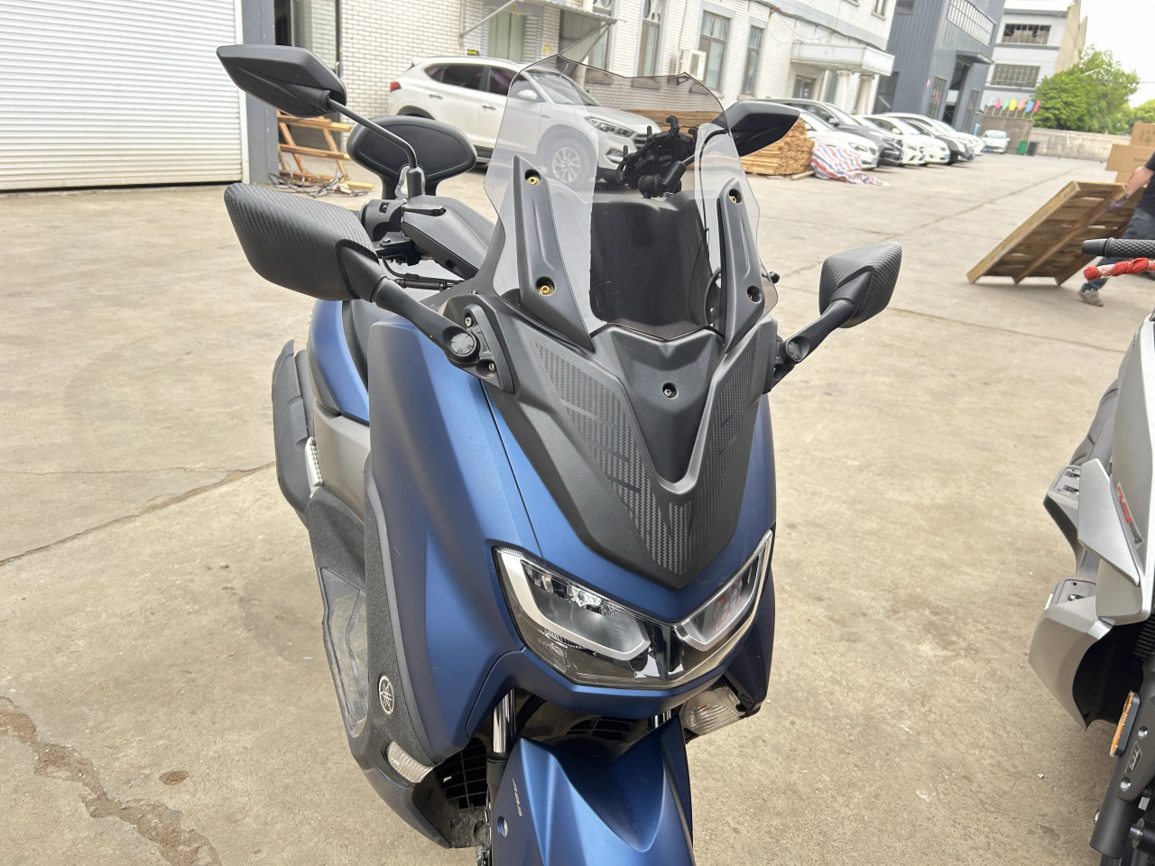 Suitable for Yamaha Nmax155 Modified Front Face Heightening Windshield Set, Front Windscreen Made of Abs Material