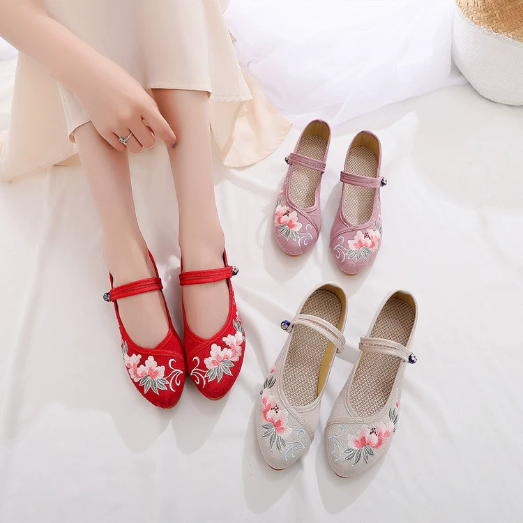 Осенние новые женские туфли с вышивкой в этническом стиле увеличенной высоты, пряжка на подошве tbottomon, квадратный каблук, женские танцевальные туфли с острым носком