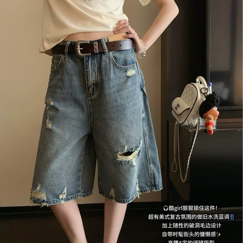2026 Summer Light Blue High-Waisted Denim Shorts for Women, European Style Retro Ripped Straight Loose Casual Five-Point Pants 2026 Summer Light Blue High-Waisted Denim Shorts for Women, European Style Retro Ripped Straight Loose Casual Five-Point Pants
