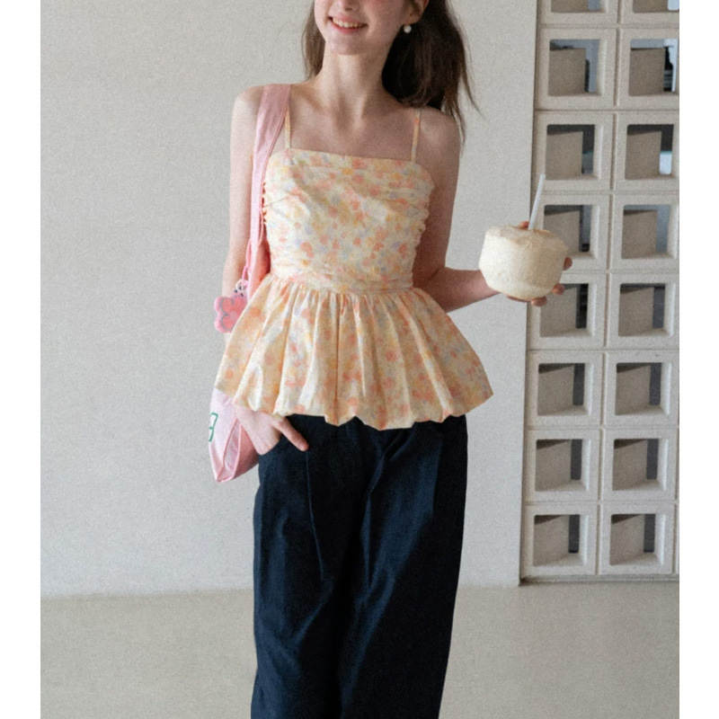 Korean-Style Sweet Floral Camisole + Short Knitted Sun-Protective Long-Sleeve Cardigan for Women, Spring and Summer Tops