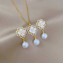 幸运草流苏珍珠爆款新款抖音项链耳钉男女饰品时尚个性网红欧美