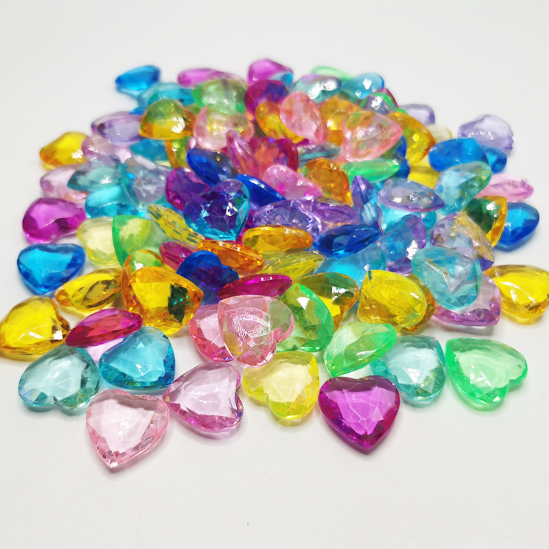 地摊货源 透明亚克力切面桃心散珠光面爱心儿童游乐场仿水晶批发