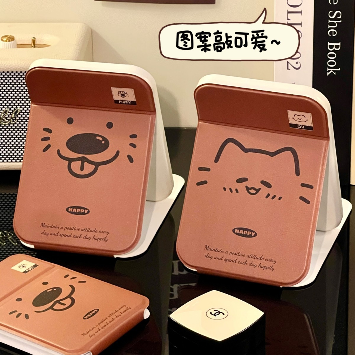 Nuevo espejo de maquillaje plegable LED con lámpara portátil dormitorio de estudiantes de escritorio espejo de relleno de luz para el hogar