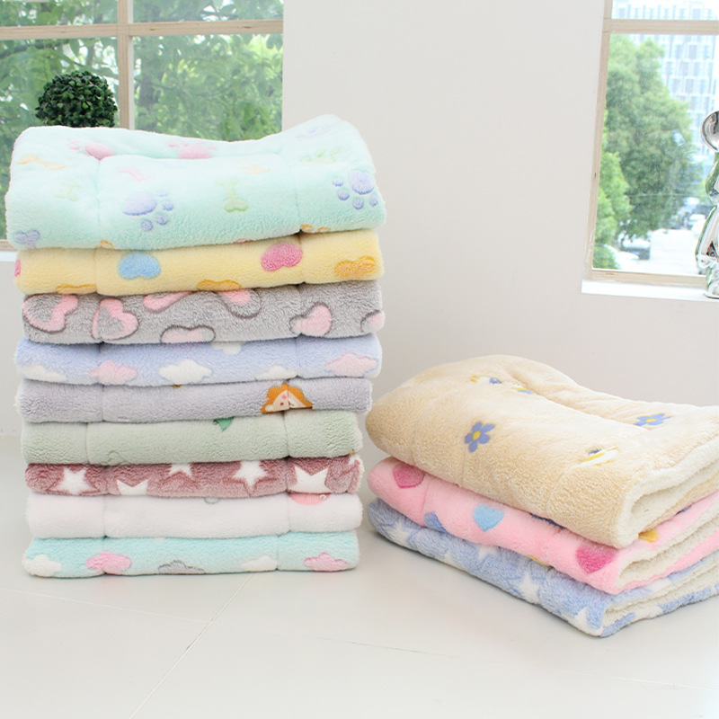 Suministros para mascotas estera de fruta de crianza estera de jaula de gato de perro fábrica de entrega de una pieza al por mayor superficie de lana de coral Falai