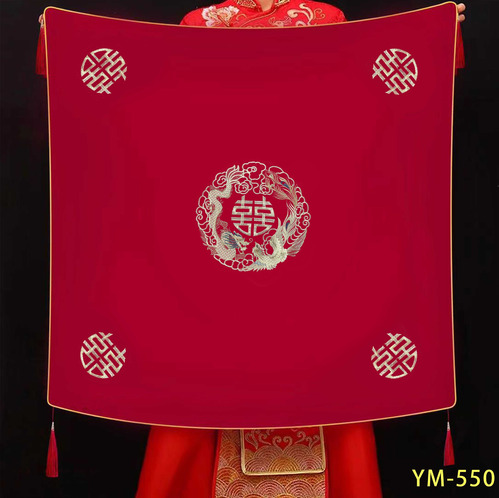 Pequeña boda al por mayor suministros de boda colección completa envuelto paño rojo dragón y Fénix gran bordado feliz envuelto boda de cuero cuenca
