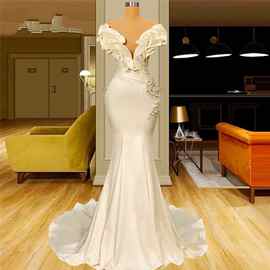 T5293婚纱礼服2024新款蕾丝拖尾婚纱 修身显瘦深Vweddingdress