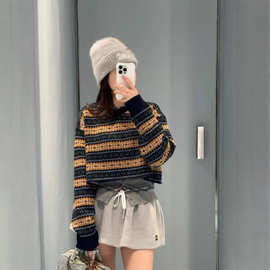 2025秋冬新款费尔岛复古提花撞色圆领短款长袖毛衣女