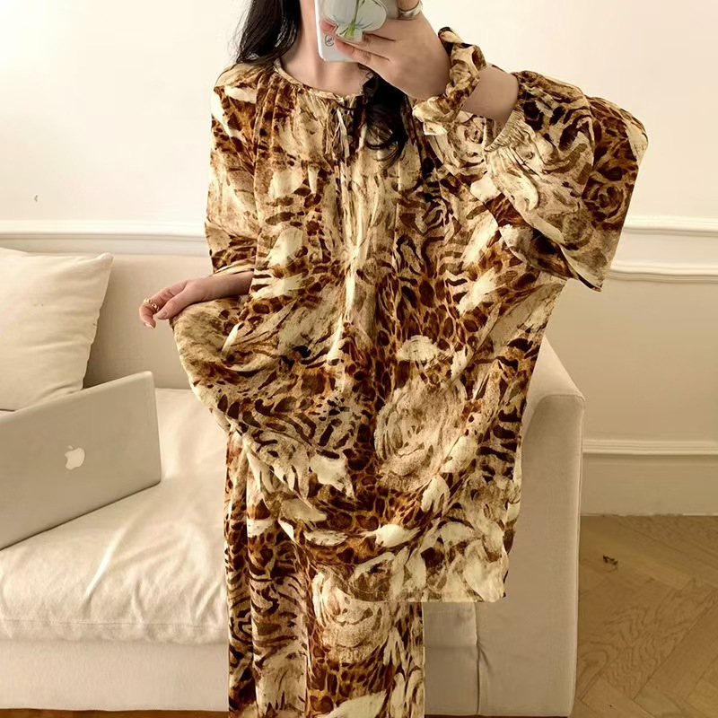 HX2421 대형슈트+머리끈-레오파드