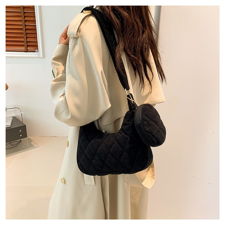 Nieuwe trendy modieuze donzen nylon canvas tas voor dames, veelzijdige en casual crossbody-knoedeltas met één schouder_voghion.com